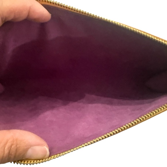 Louis Vuitton Yellow Pochette Accessoires Epi Leather - Picture 10 of 14